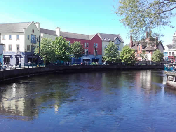 the Beautiful Garavogue River that flows through Sligo Town